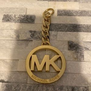 Michael Kors Gold 2” Chain Purse Emblem